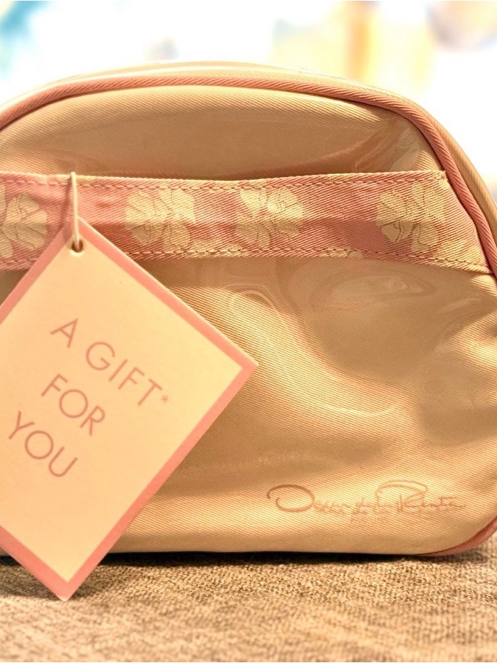 Oscar de la Renta Cosmetic Bag